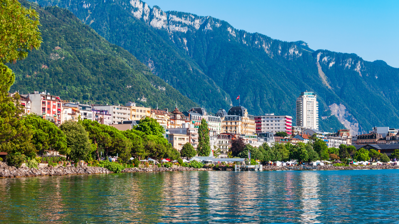 Company Retreat Destinations for the Fall | Strayboots